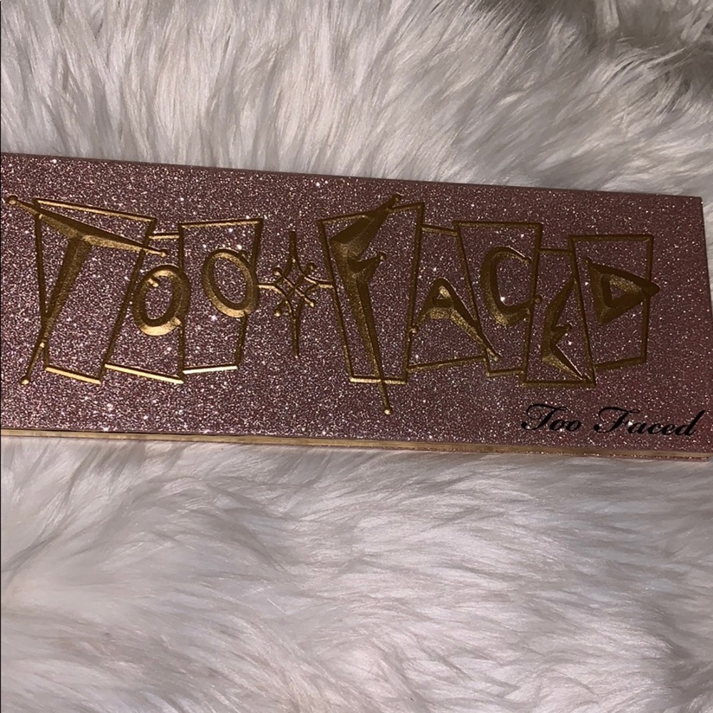 Too faced 20th anniversary eyeshadow palette